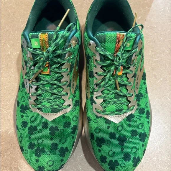 Brooks Launch 6 Women’s 7.5 shamrocks - Picture 2 of 4